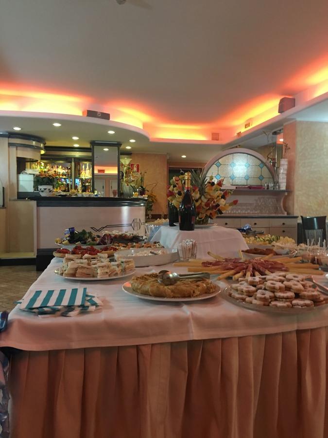 Albergo Ristorante Il Delfino Novara Ngoại thất bức ảnh